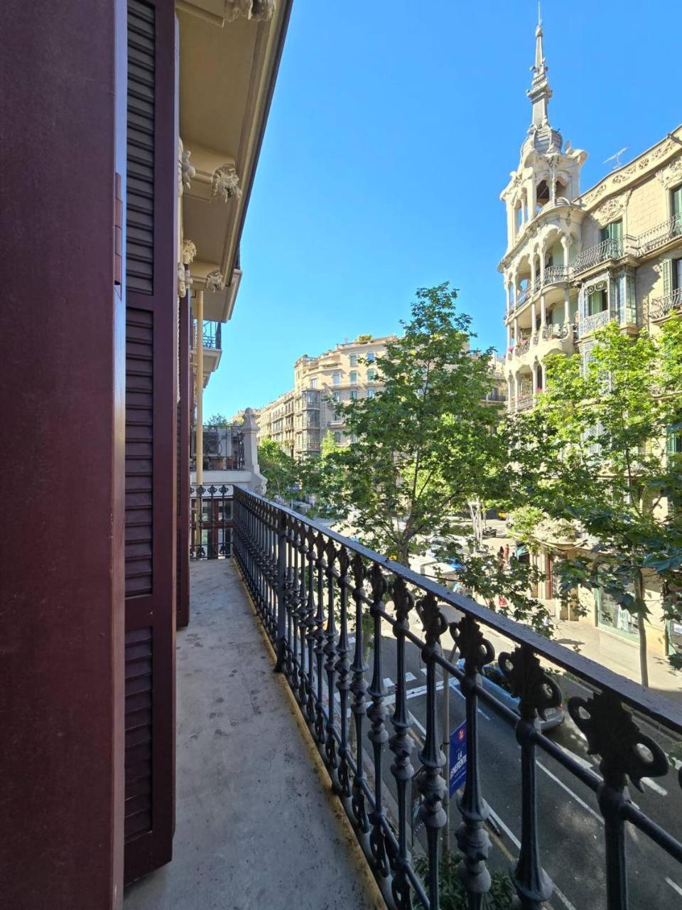 Alojamiento Roger Barcelona Exterior photo